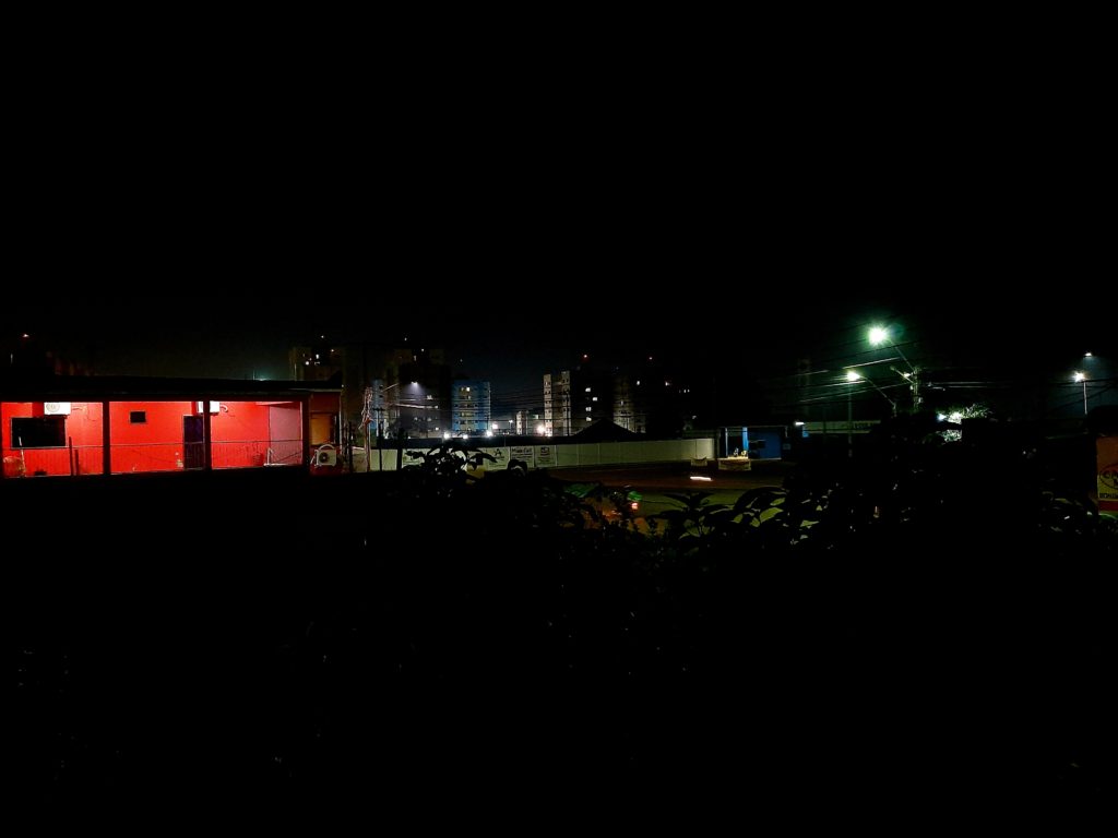 Cliques de 16 de Agosto de Porto Velho à noite.