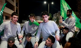 Israel suspende libertação de 600 prisioneiros palestinos.
