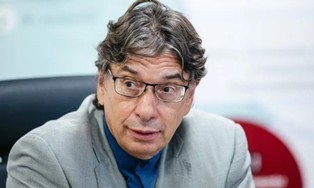 Senadores agem para lidar com crise no IBGE.
