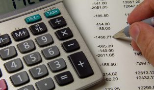 Comissão aprova projeto que permite parceria sem vínculo de emprego entre escritórios e profissionais de contabilidade.