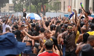 Polícia faz primeira prisão por reconhecimento facial no Carnaval.