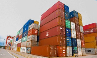 Economia: Brasil tem défcit na Balança comercial.