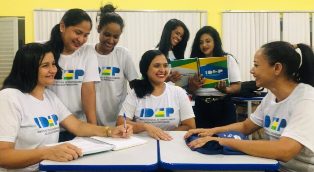 Rondônia: Educação profissional gera novas oportunidades para mulheres no mercado de trabalho.