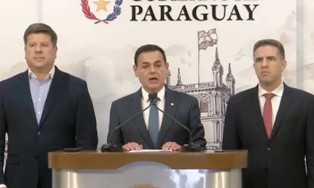 Paraguai chama embaixadores e cobra explicação após espionagem da Abin.