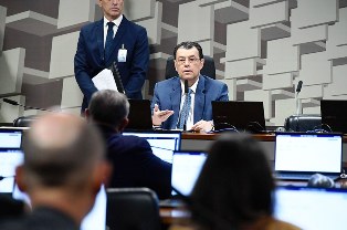 Senado: CAE pode votar incentivos a bons pagadores nesta terça-feira.