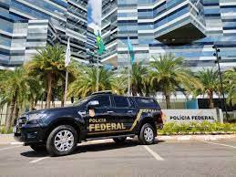 Atual e ex-diretor da Abin depõem à PF sobre espionagem ilegal.