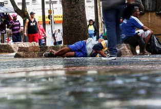 Governo Lula: Mais de 335 mil pessoas vivem em situação de rua no Brasil só aumentam.