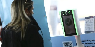 Estudo aponta riscos de tecnologias de reconhecimento facial.