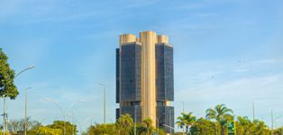 Aos banqueiros amigos: BC autoriza financeiras a emitir Letras de Crédito Imobiliário.