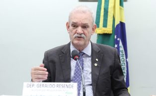 Comissão aprova sanções para descumprimento de normas de acessibilidade para pessoas com deficiência.