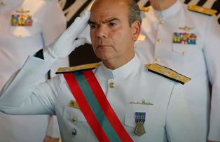 Comandante da Marinha nega mobilização de tropas para suposto golpe. Para decepção de alguns.