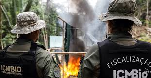 Agentes do ICMBio sofrem supostos atentados em reserva no Acre.