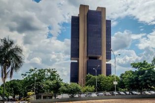 Copom decide hoje sobre a Taxa Selic.