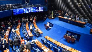 Projeto de Lei que autoriza transferência de empregado público vai ao Plenário.