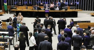 Câmara votou e aprovou aumento do tempo mínimo para progressão de pena por Homicídio.