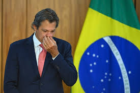 Haddad muito preocupado diz: : Brasil não sairá da mesa de negociação com EUA.