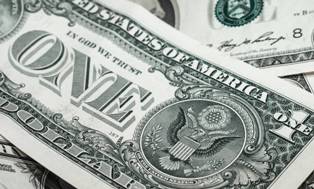 Bolsa atinge menor nível em três meses com receio de ofensiva deo governo Trump.