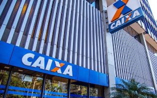 Clientes da Caixa podem dar imóvel em financiamento como garantia. Mas governo taxa LCA e LCI.