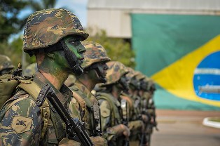 Senado deve votar na quarta-feira MP do reajuste de militares.