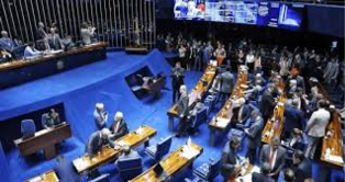 Senado aprova PEC que muda regras dos Precatórios em primeiro Turno.