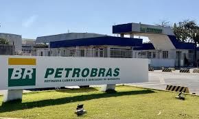 Petrobras atribui queda na Bolsa a montante de dividendos.
