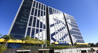 AGU pede à PF investigação sobre suposta fake news contra Banco do Brasil.
