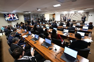 Senado: CAE vota autorizações para operações de crédito(endividamento) externo.