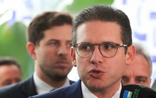 Brasil – PEC da Blindagem se estenderá a deputados estaduais e distritais .