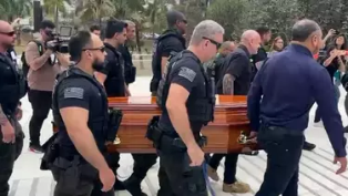 Corpo de ex-delegado-geral executado em Praia Grande é velado na Alesp.
