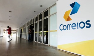 Enquanto isso no governo Lula: Pagamentos com cartão estão indisponíveis para serviços dos Correios.