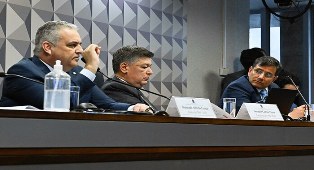 Advogado detalha esquema de fraudes no INSS; CPMI vai pedir prisões.