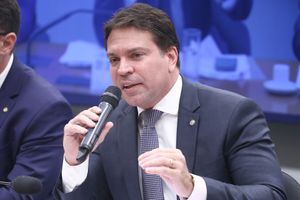 Comissão aprova proibição de financiar entidades suspeitas de envolvimento com o Terrorismo.