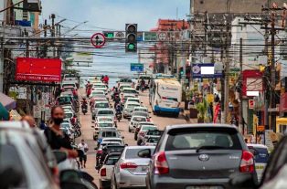 Donos de veículos com placa final Zero devem atualizar Licenciamento anual até 31 de Outubro.