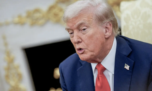 Trump anuncia tarifa adicional de 100% à China, a partir de 1º de Novembro.