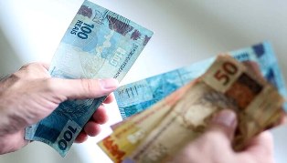 Entenda as regras para isenção do Imposto de Renda e taxação de altas rendas.