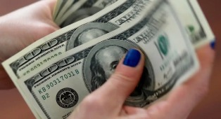 Dólar subiu e encostou em R$ 5,34 após reunião do Banco Central dos EUA.