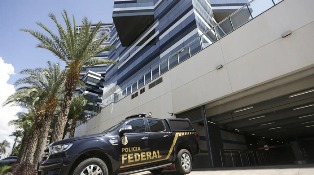 Polícia Federal faz Operação contra desvio de verba para Hospitais públicos.