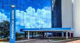 AGU cobra na Justiça mais R$ 135 milhões ligados a desvios no INSS.