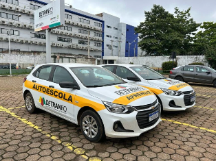 Contran aprova resolução que retira exigência de Autoescola para CNH.