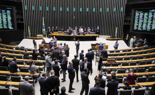 Câmara dos Deputados publica Edital de Concurso público com inscrições em Janeiro.