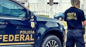 Justiça determina prazo de 90 dias para União resolver situação previdenciária de policiais federais.