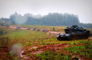 Sancionada doação de equipamentos do Exército ao Paraguai.