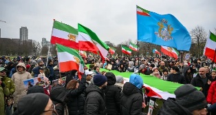 Ong diz que número de mortos em protestos no Irã já passa de 500.