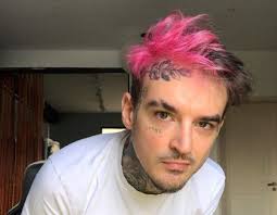 Polícia Civil de São Paulo reabre investigações sobre a morte de influencer.