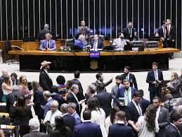 Reforma tributária começa fase de transição com testes de novos impostos em 2026.