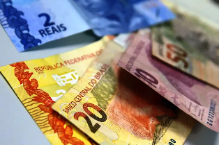 Juros para famílias subiram para 60,1% ao ano em 2025!