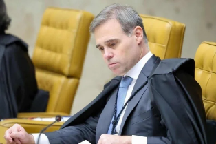 Ministro do STF autoriza Polícia Federal a retomar investigação do caso Master.