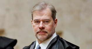 Polícia Federal pede a Fachin Suspeição de Toffoli no inquérito do Banco Master.