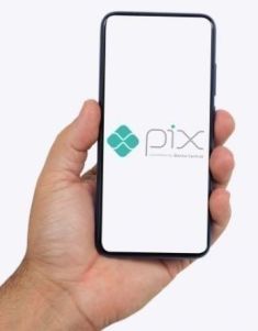 Atenção: Hoje entram em vigor as novas regras de segurança do Pix!