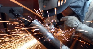 Parte das das indústrias brasileira planeja investir em 2026.